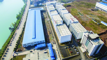 航拍瀘溪縣武溪鎮(zhèn)高新技術(shù)產(chǎn)業(yè)開發(fā)區(qū)標(biāo)準(zhǔn)廠房